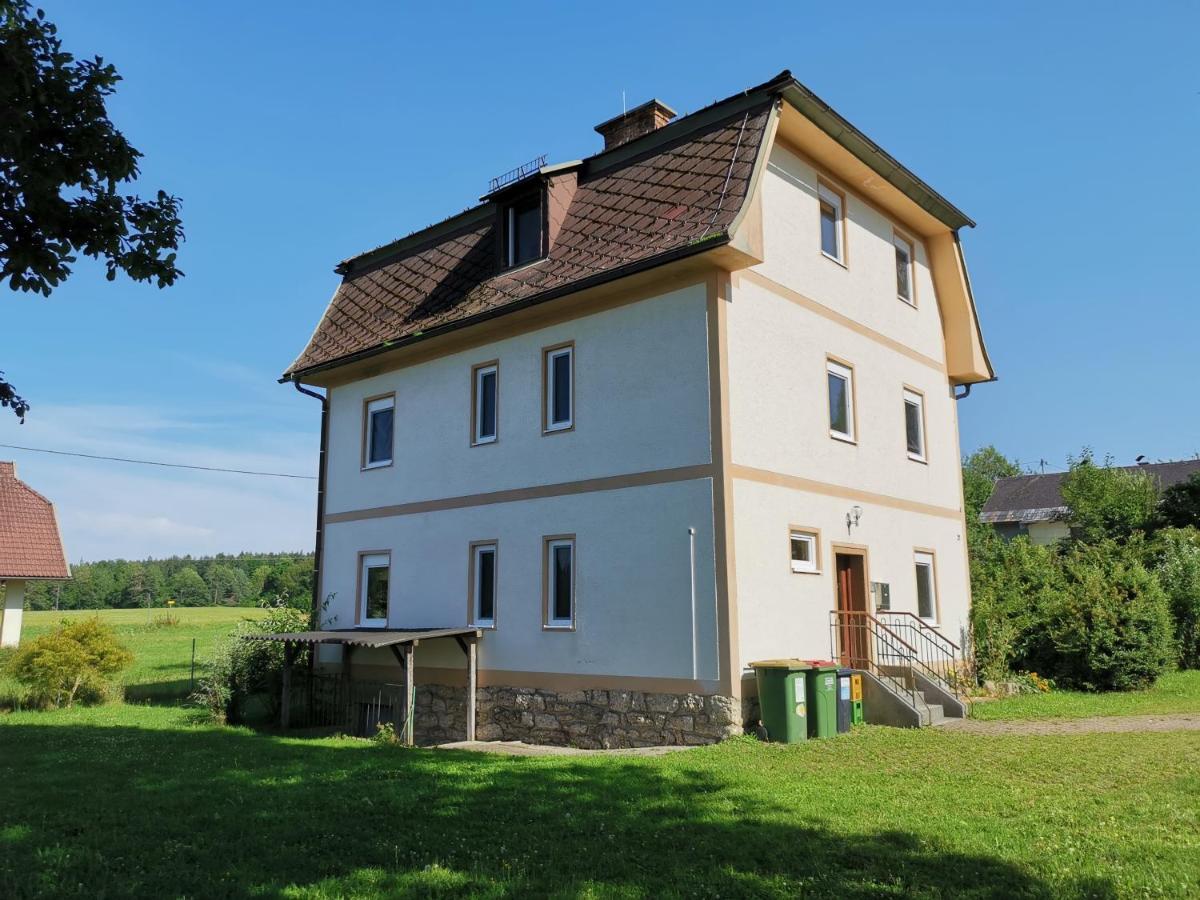 Bungalow & Apartments "Am Deber" Velden - Augsdorf Velden am Wörthersee Zewnętrze zdjęcie