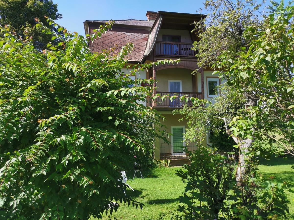 Bungalow & Apartments "Am Deber" Velden - Augsdorf Velden am Wörthersee Zewnętrze zdjęcie